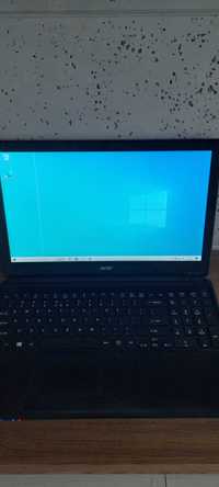 Laptop Acer Aspire E1