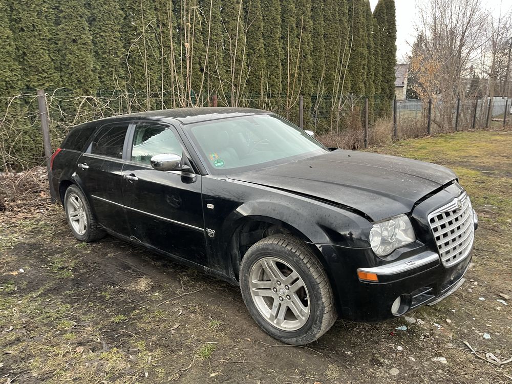 Chrysler 300C bez prawa do rejestracji