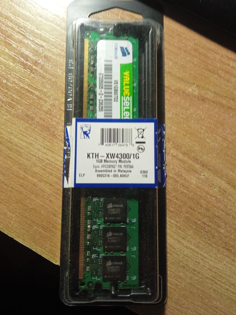 Оперативная память Corsair 1ГБ DDR2