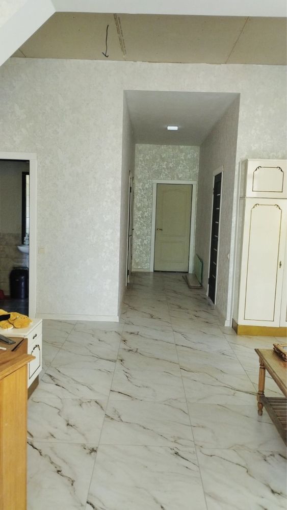 Продаж будинку + приміщення 250 кв.м під бізнес чи житло