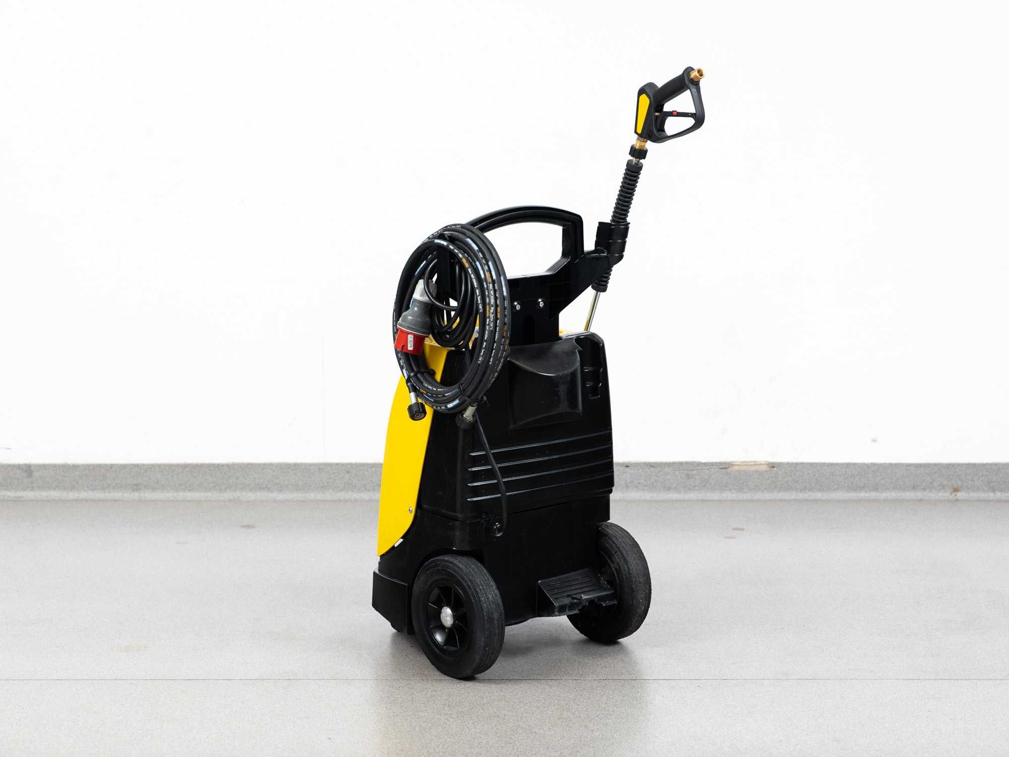 MYJKA CIŚNIENIOWA KARCHER HD 1290, 170bar 1290l/h 400V 8,4kW 3900netto