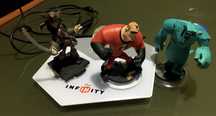 Base jogo com bonecos PlayStation