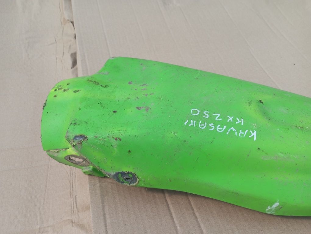 Błotnik nadkole Kawasaki KX 250 kx250 plastik ogon tył przód k6.21
