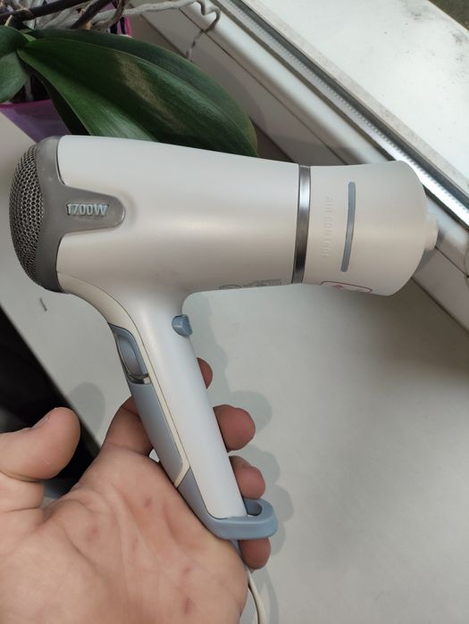 Фен Rowenta CV4030