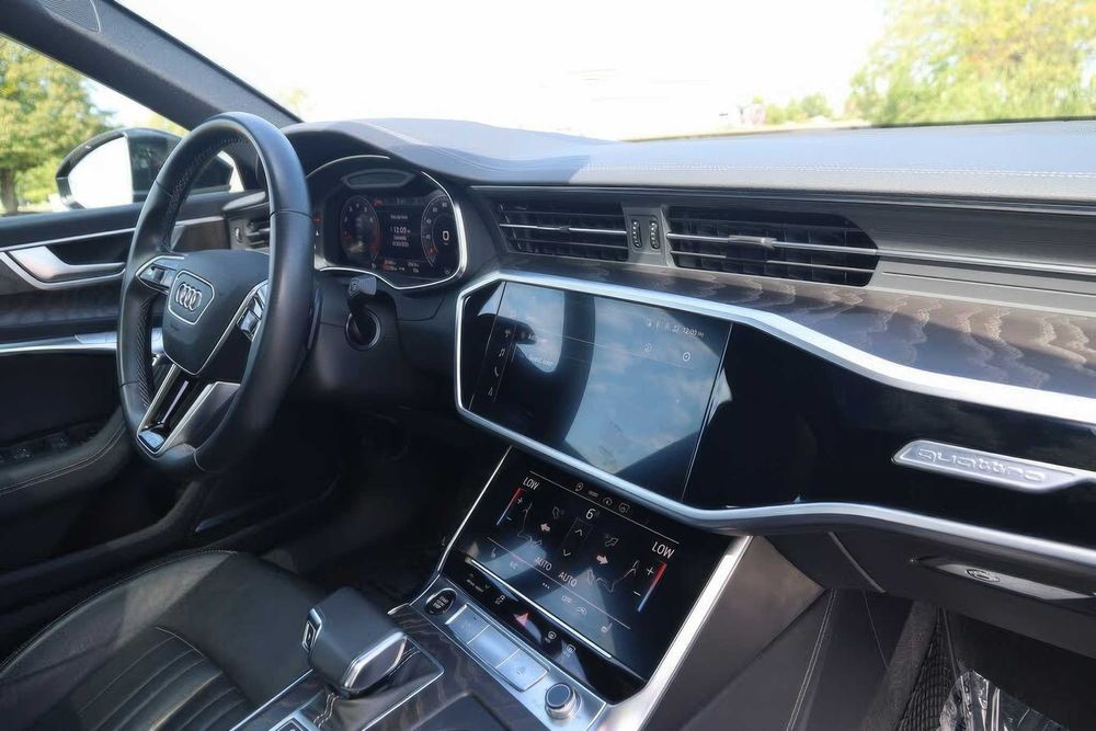 Audi A6 quattro Premium Plus      2022