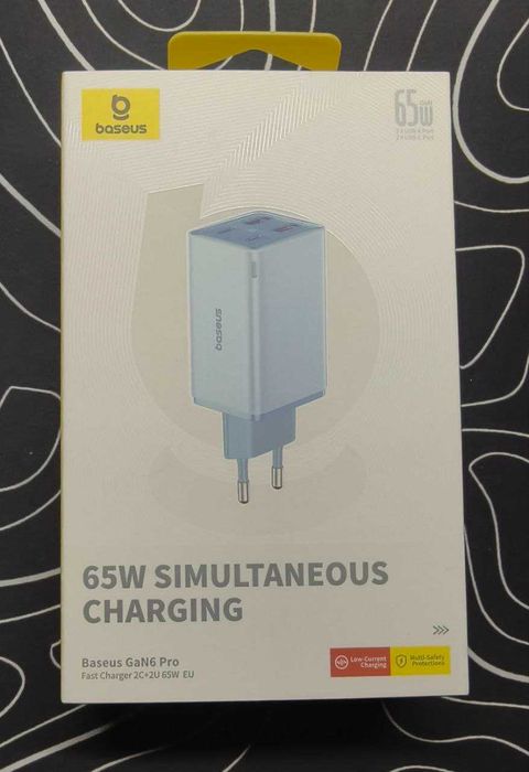 Зарядний пристрій Baseus GaN6 Pro 65W + кабель