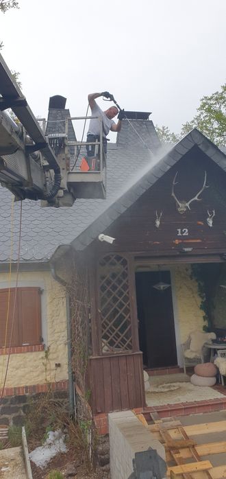 Dekarstwo-Blacharstwo.Montaż wszelkiego rodzaju pokryć, mycie dachów i