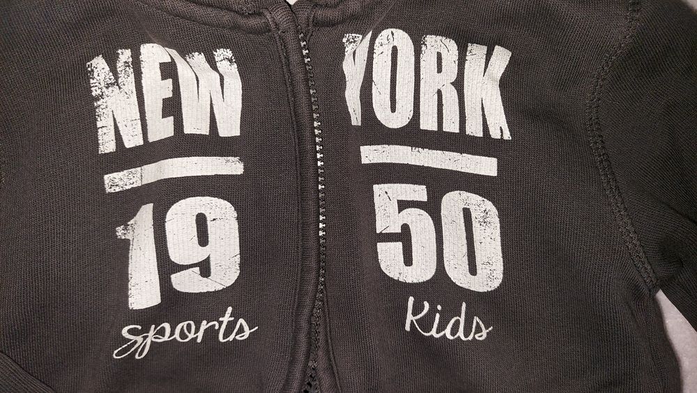 30€ o lote - Sweat com Capuz Sfera e Casaco quentinho Zara 2/3anos