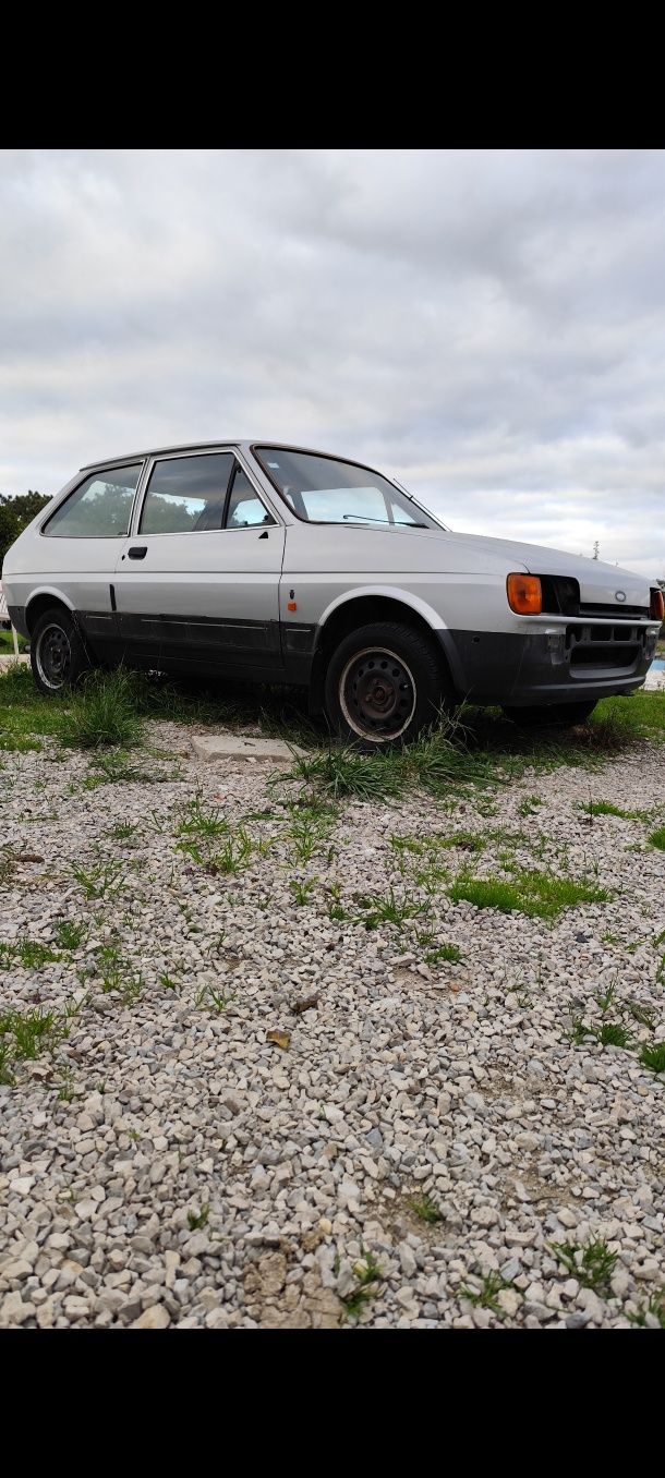 Ford fiesta ghia 1.1 1987