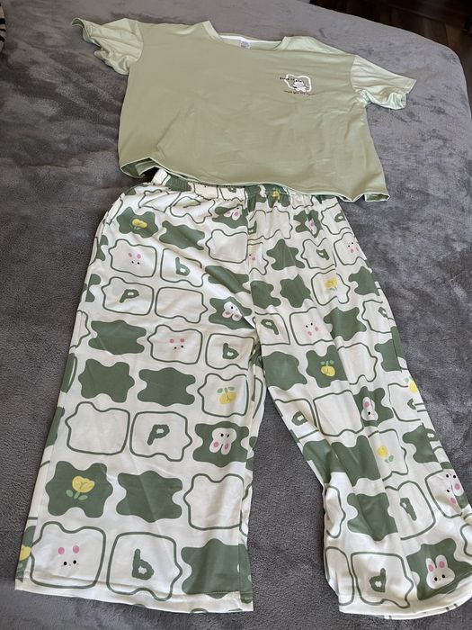 Домашний костюм или пижама