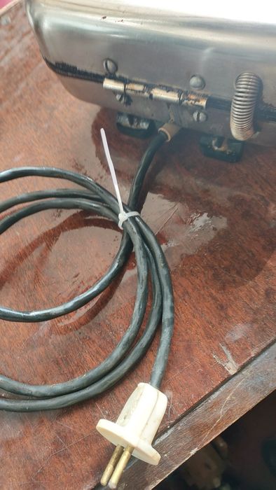 Вафельница советская,хорошего качества.