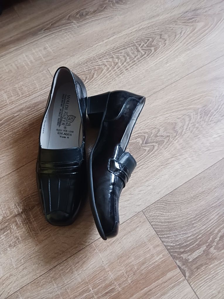 Buty damskie  rozmiar  41