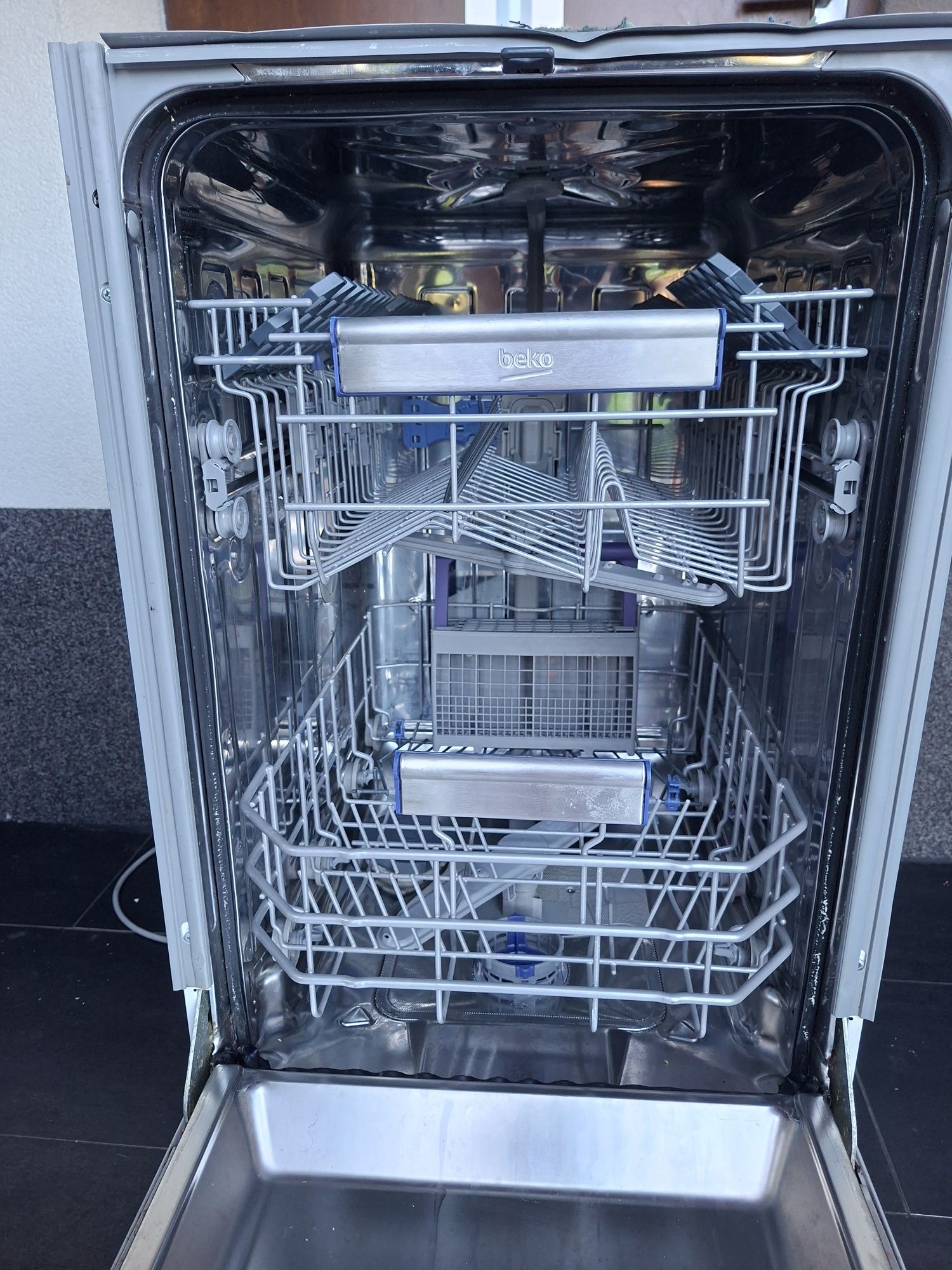 Zmywarka BEKO 45cm do zabudowy