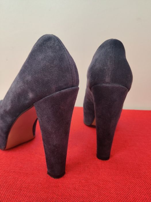 Туфли замш темно- синие на каблуке и платформе,