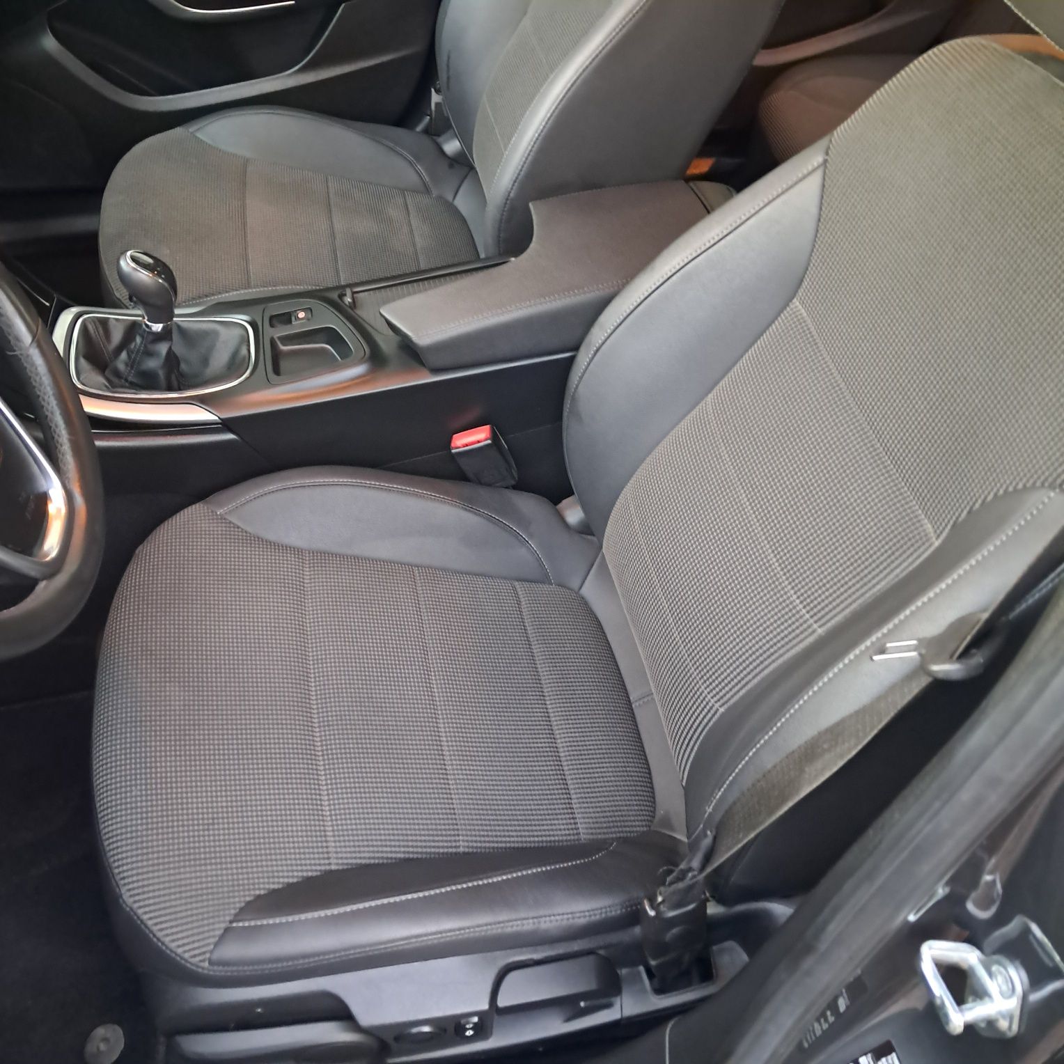 Opel insignia 2.0 cdti 92 mil***
