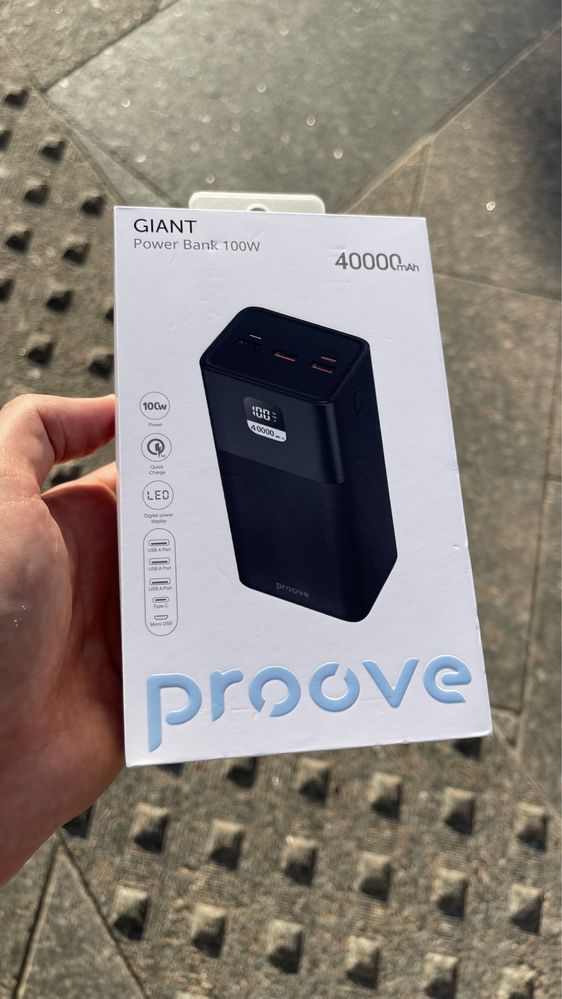 Потужний павербанк для ноутбука Proove 40000 mAh 100w powerbank повер