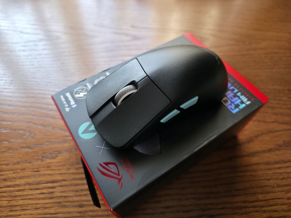 Миша Asus ROG Harpe Ace Aim Lab Edition Wireless