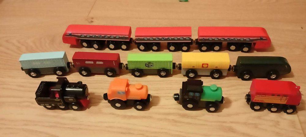Zestaw pociągów do torów drewnianych
