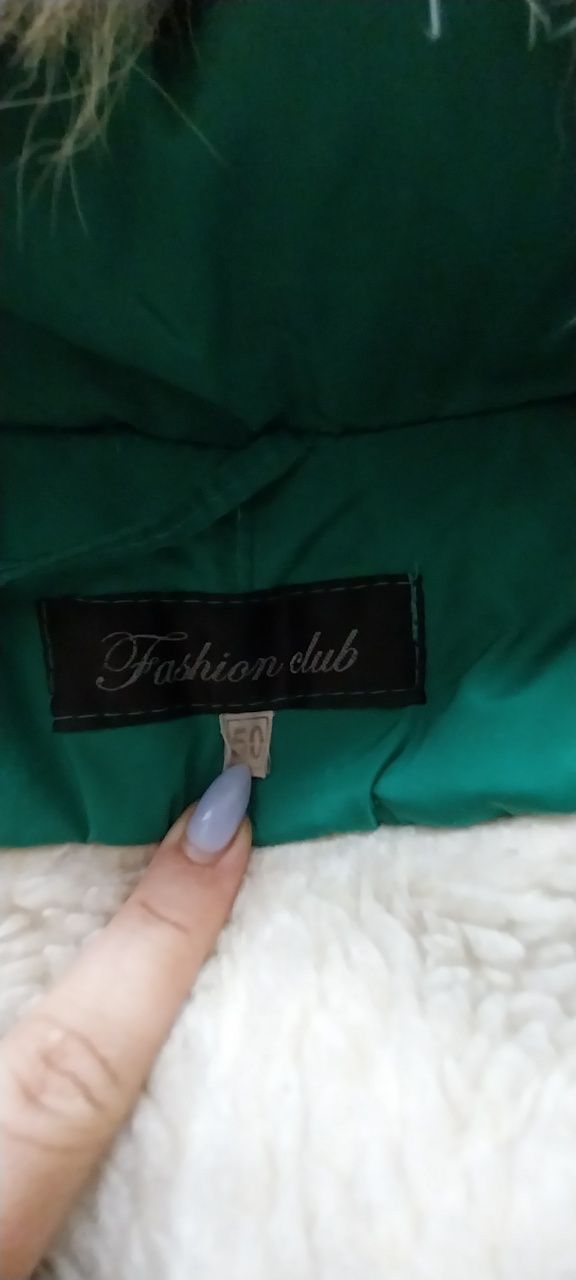 Куртка зимова зеленого кольору