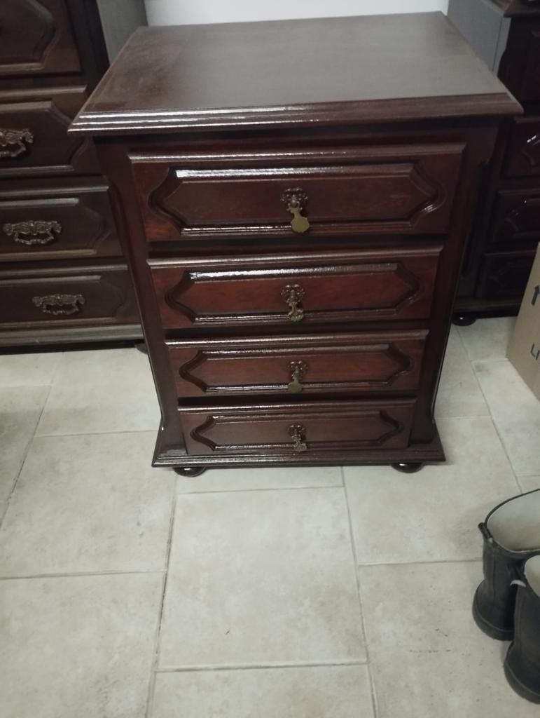 Mobília quarto em bom estado