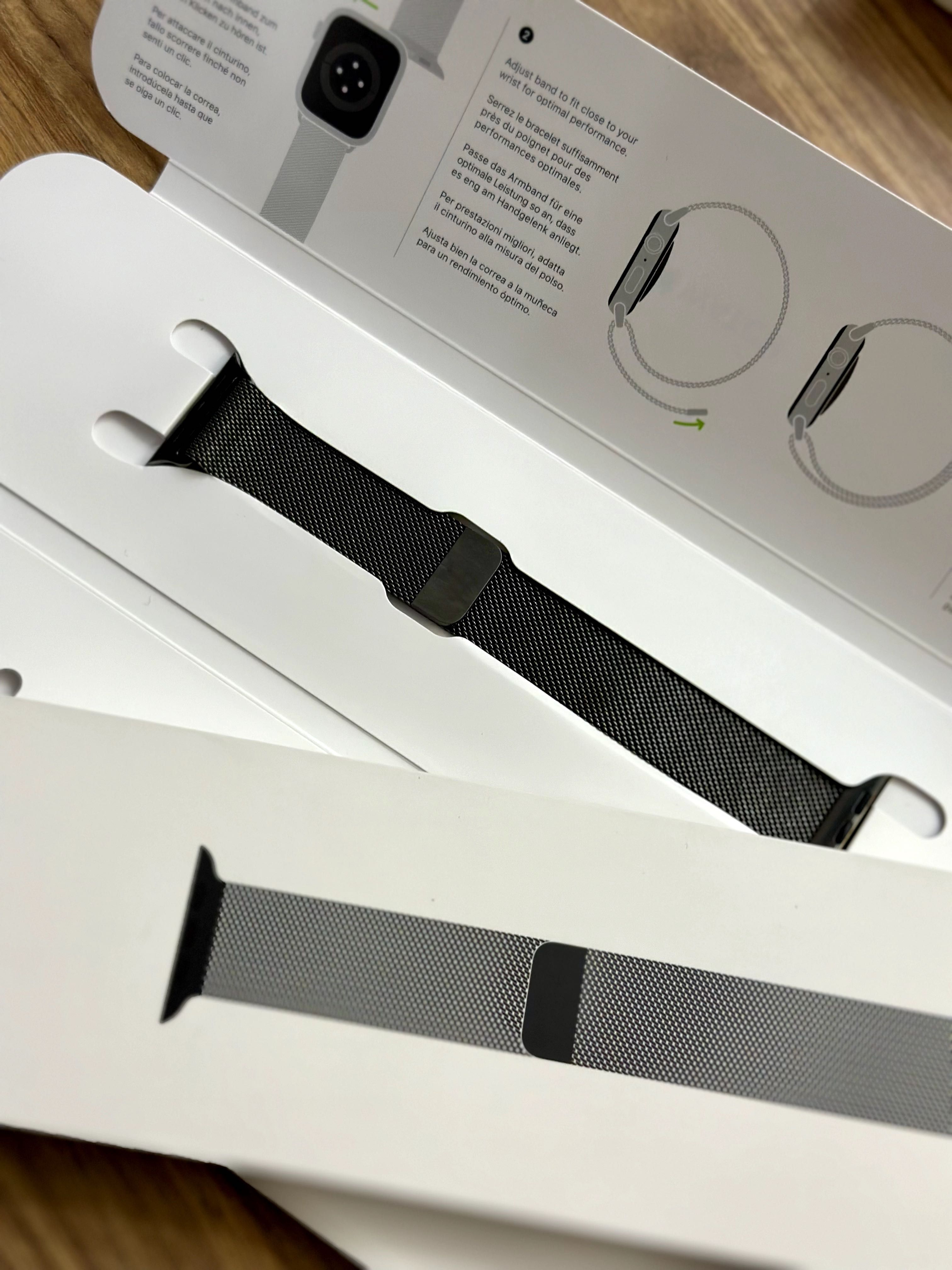 Apple Watch Series 7 GPS + Cellular