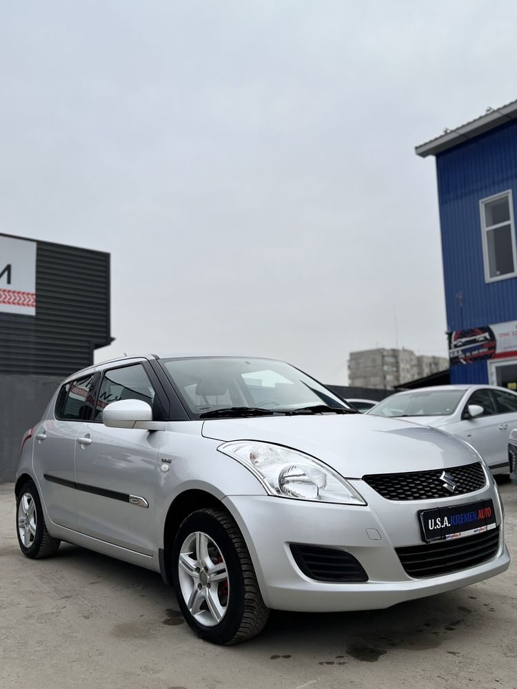 Suzuki Swift 2012, дизель, мехініка