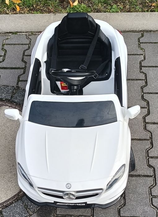 Mercedes GLA 45 AMG Playtastic Auto na akumulator z pilotem