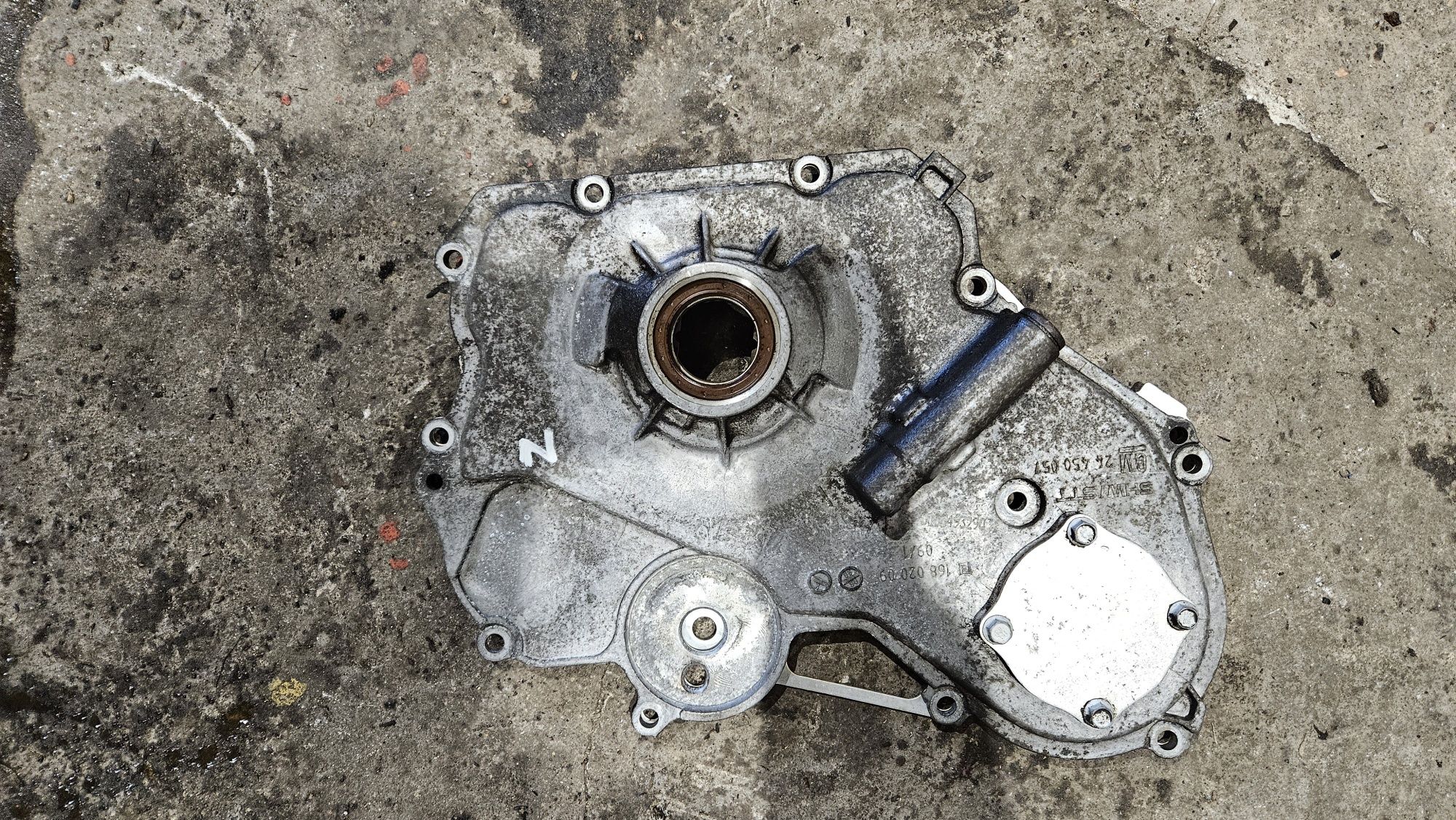 Pompa oleju obudowa osłona rozrządu z22yh 2.2 direct 155km opel vectra