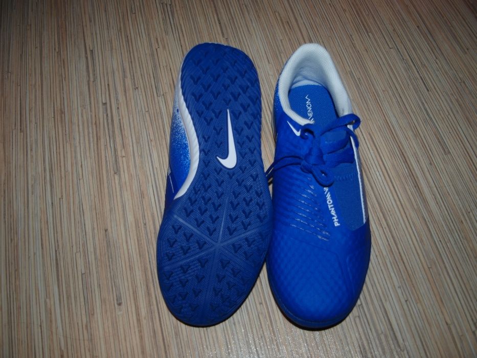 Żwirówki Nike Phantom Venom Academy TF rozmiar 35,5 nowe!!!