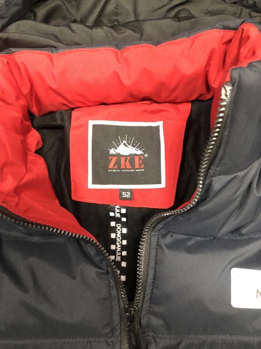 Чоловіча зимова куртка.