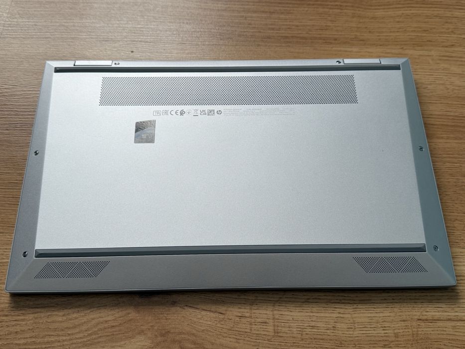 Portatil HP Elitebook x360 g8 touch em excelente estado