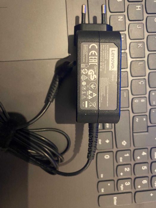 Lenovo Ideapad 320-15AST – Windows 10 limpo, pronto a usar