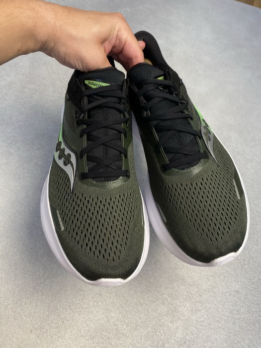 Saucony Ride 46p Mizuno Wave asics lightning gel