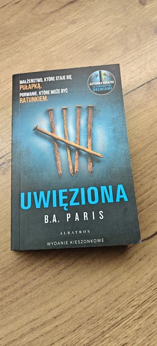 Uwięziona B.A.  Paris
