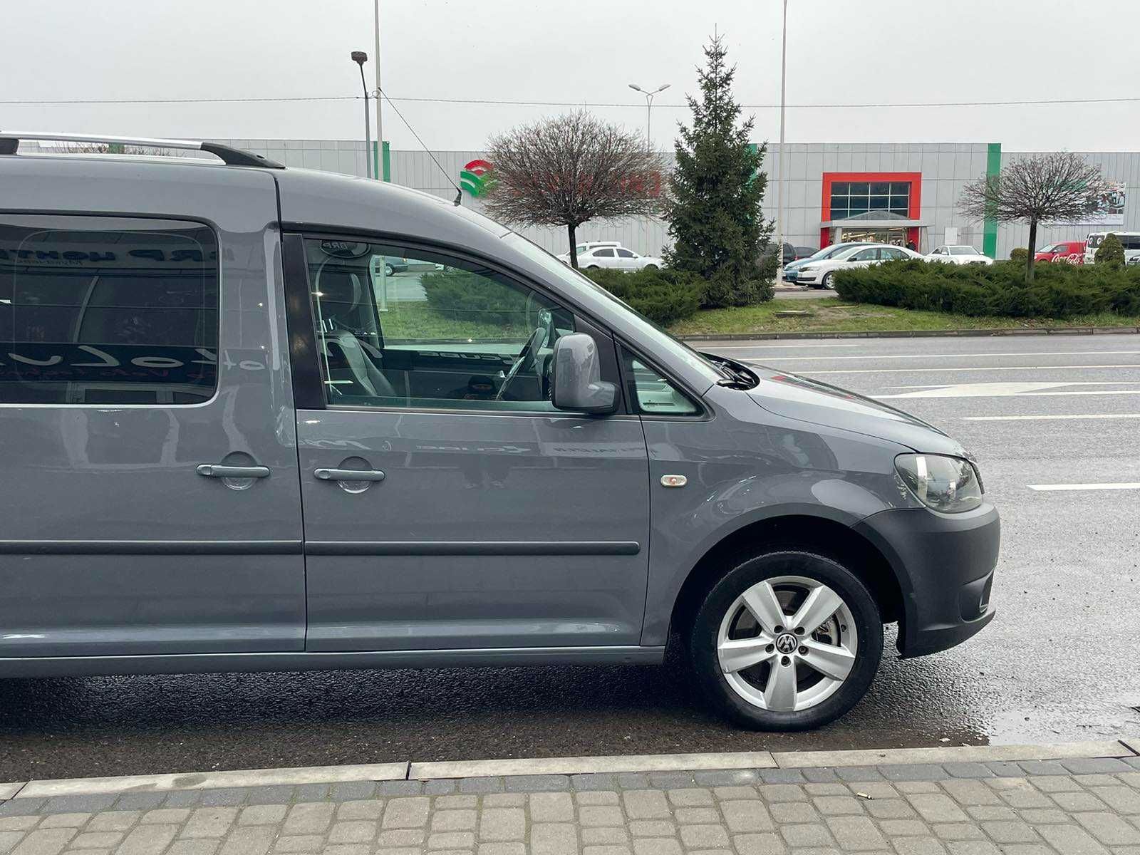 Volkswagen Caddy 7 місць