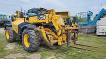 JCB 533-105  teleskopowa 10,5 m, podpory