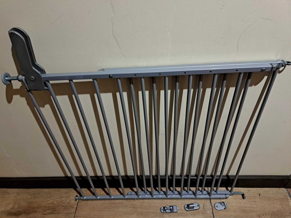 Barierka Bramka zabezpieczająca na schody Tanio