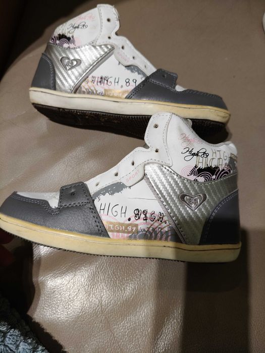Oddam dziewczęce buty r 31