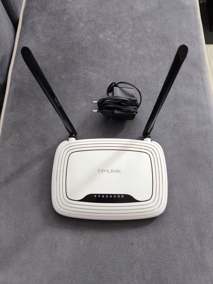 Router Tp-link TL-WR841N