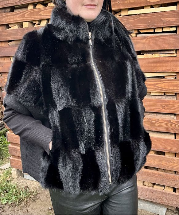 Норкова шубка оверсайз