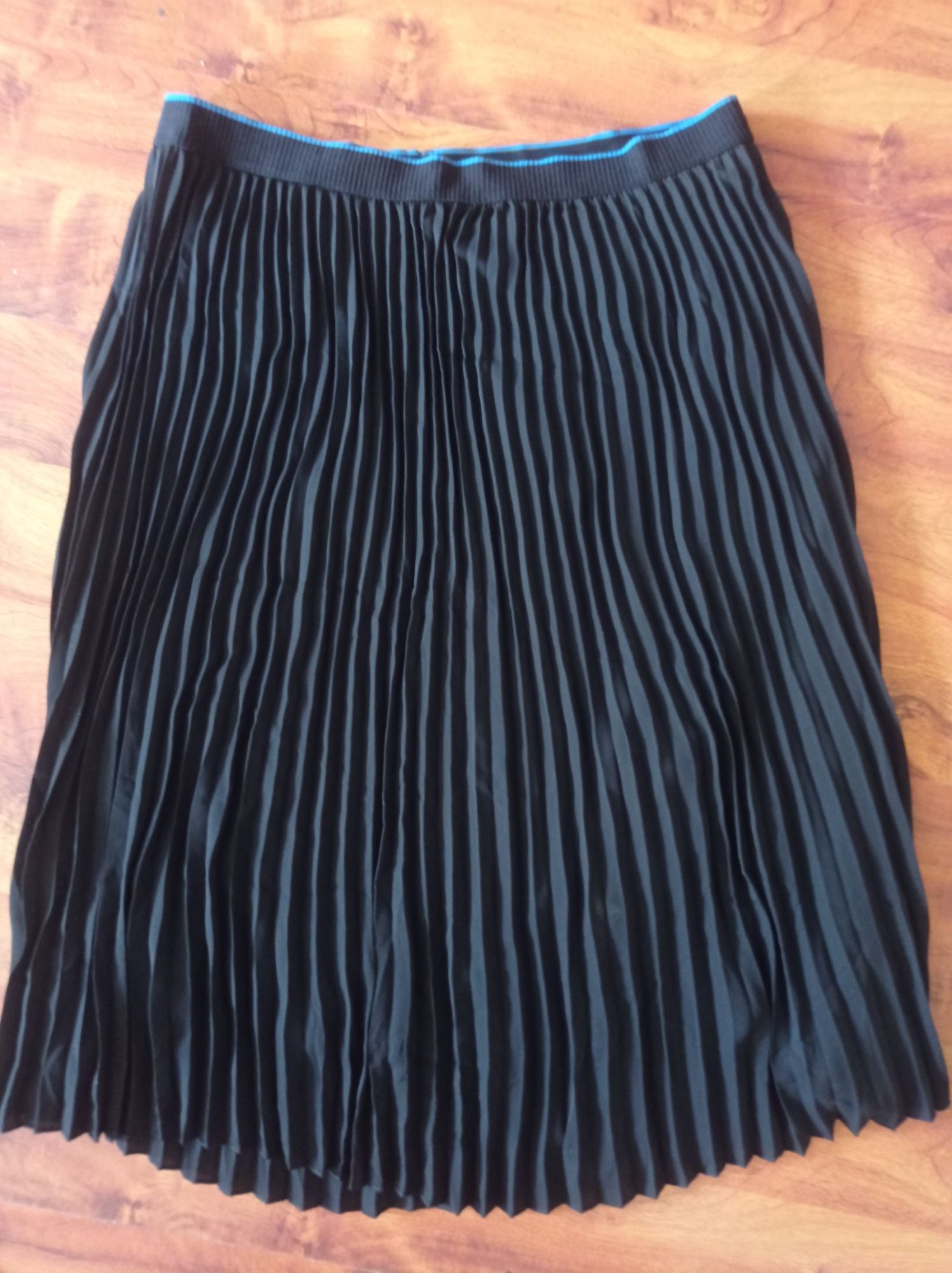 Czarna spódnica midi plisowana Esmara rozm XL - 44