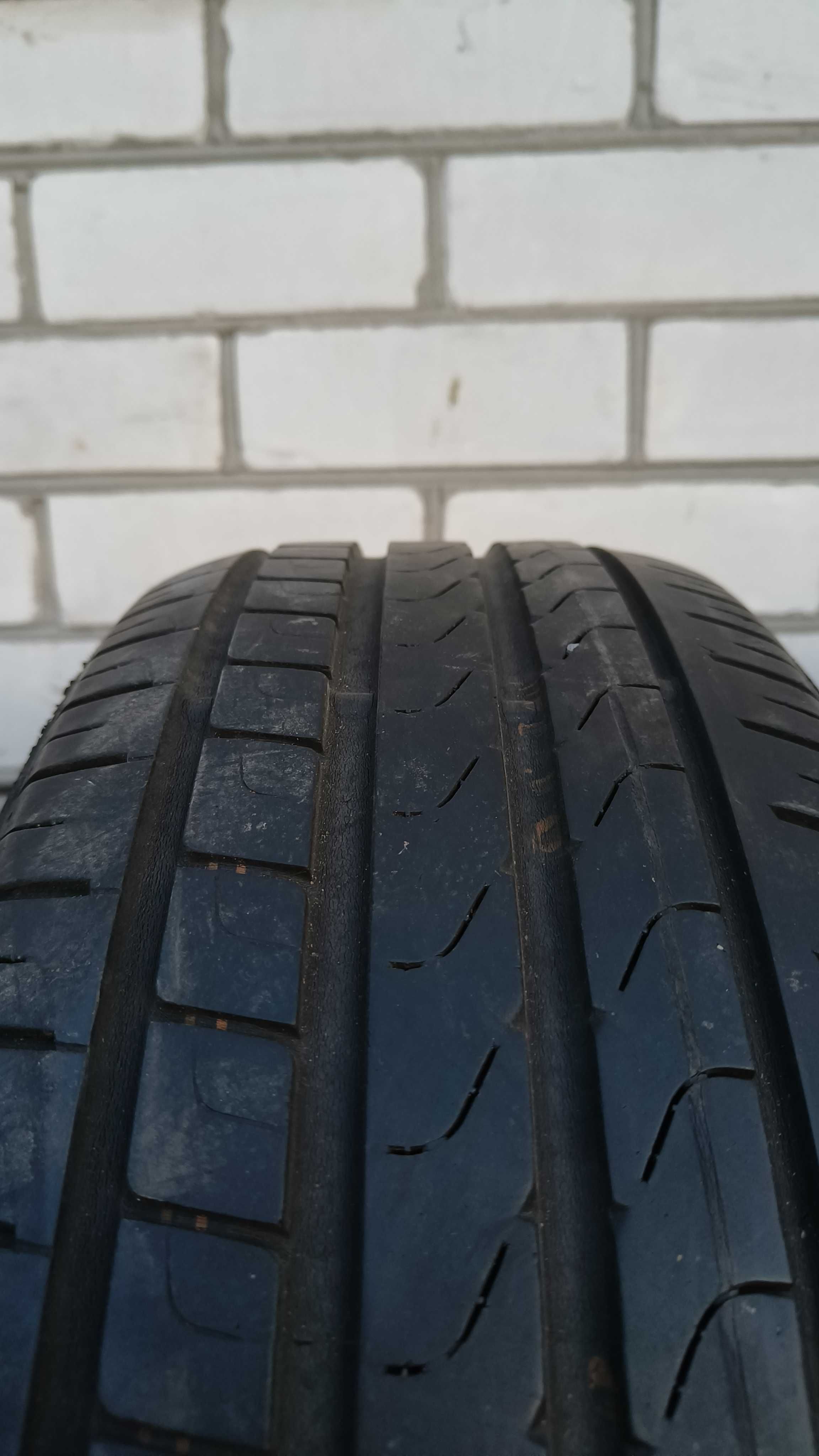 Шини літні 215/55 р16 97W XL Pirelli cinturato p7