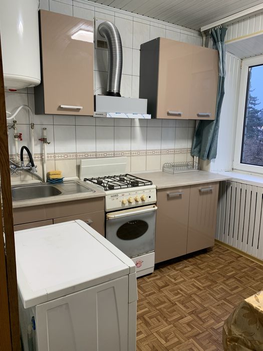 Здам 2-кімн.кв. по вул. Соборна, центр, район площі