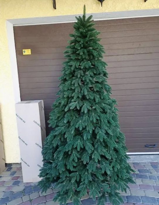 Продам Литу ялинку Швейцарську 1.80 м. зелена!