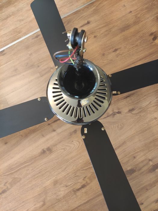 Żyrandol z wiatrakiem lampa z wiatrakiem