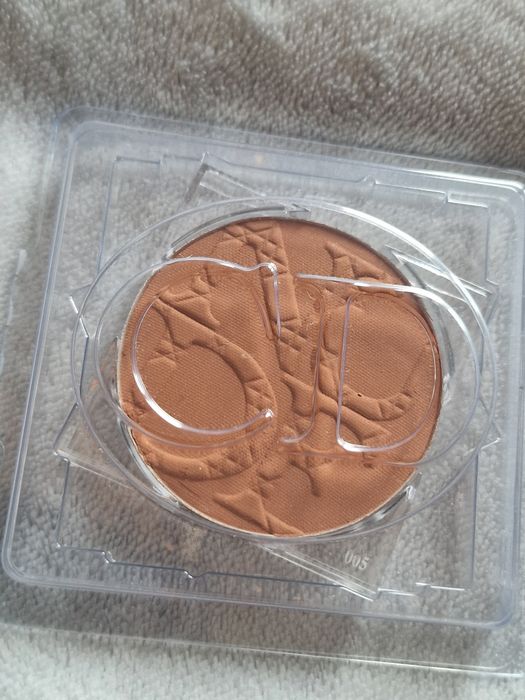 Bronzer Dior nude 005 nowy oryginalny lekko uszkodzony