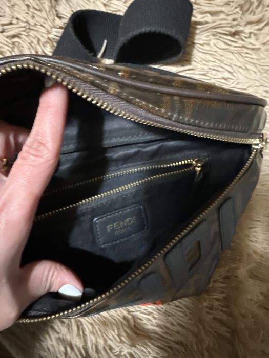 Сумка cross body Fendy
