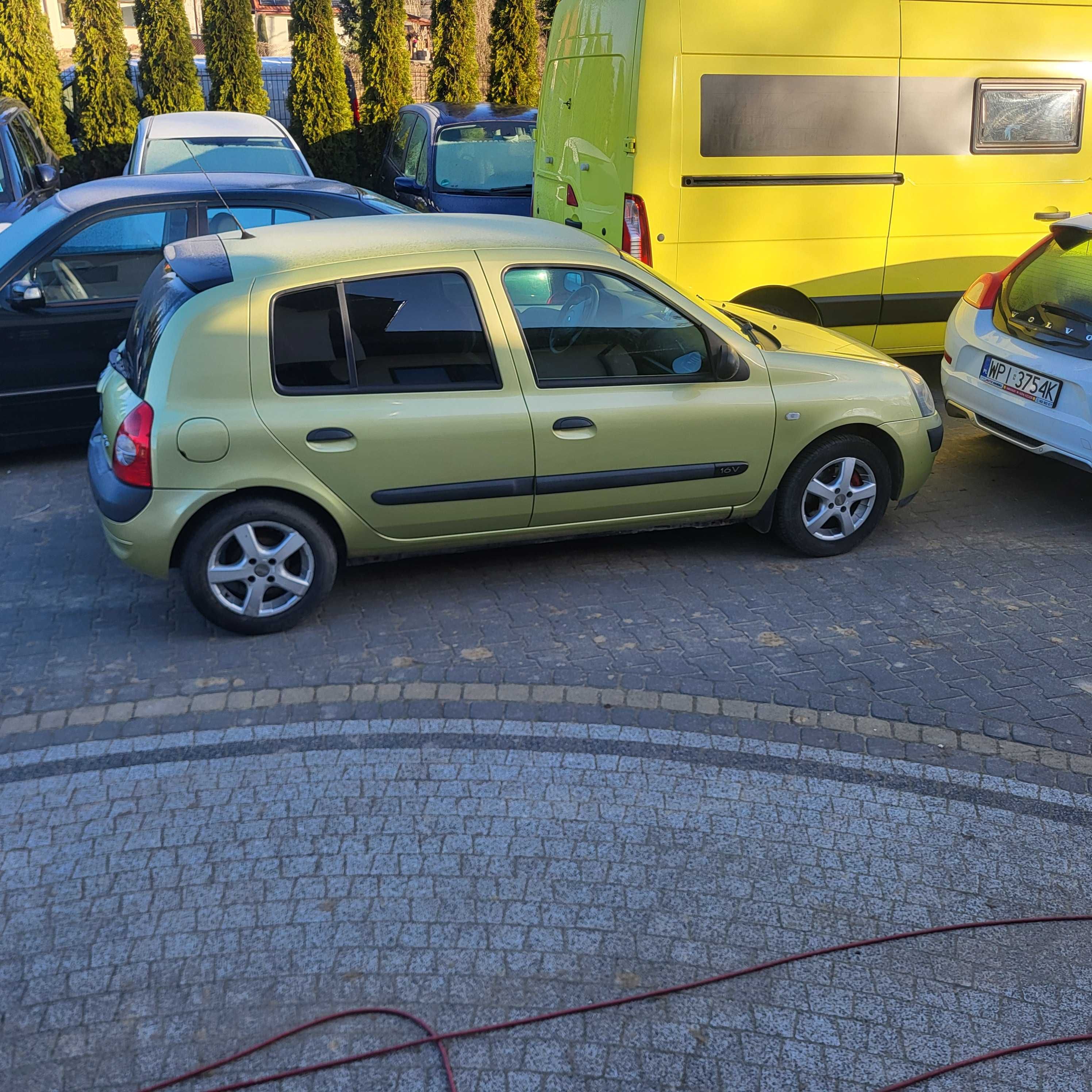 Wynajem Renault Clio 1,2 benzyna + gaz