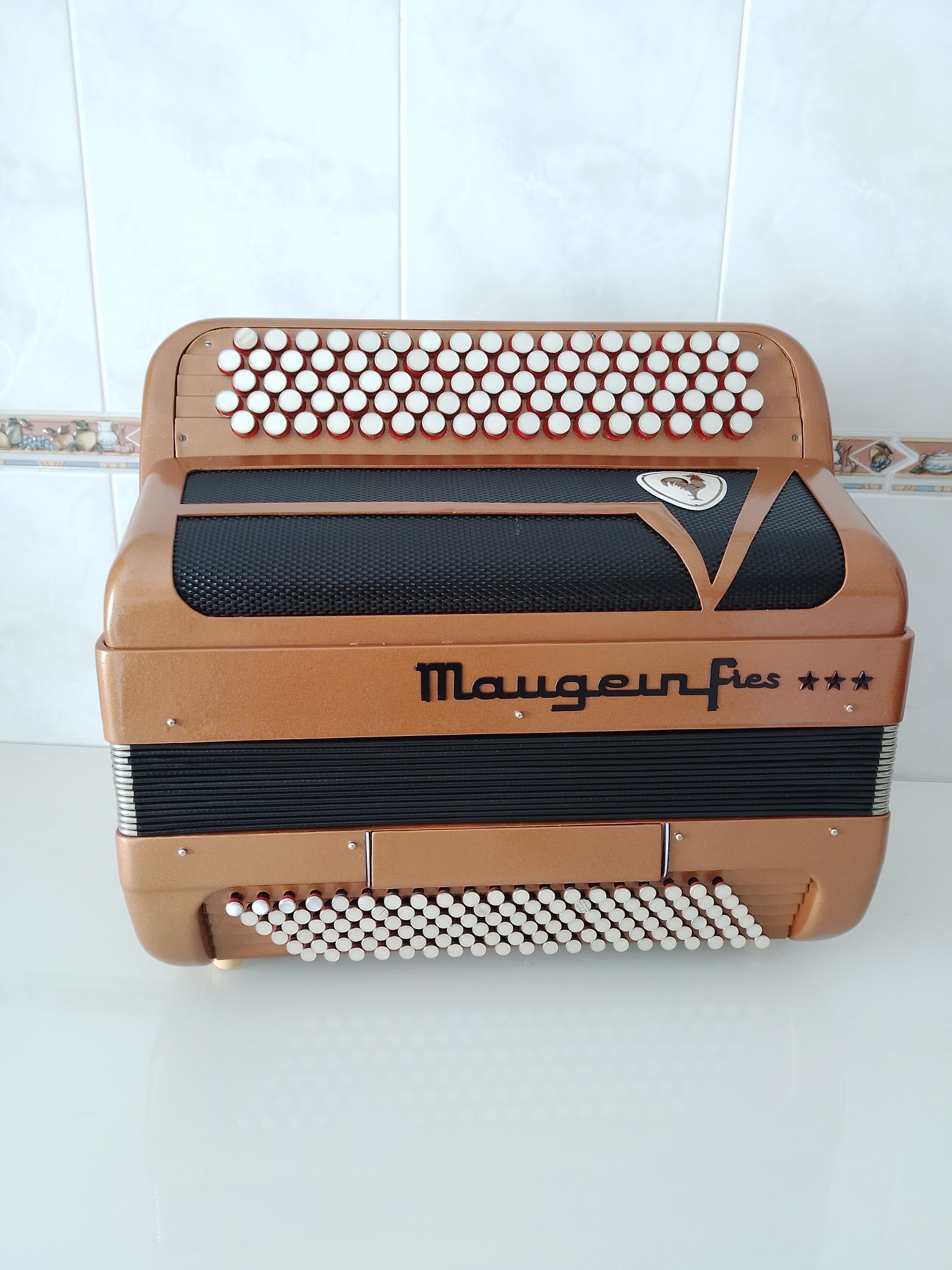 Acordeon/Acordeão MaugeinFres à 3voz