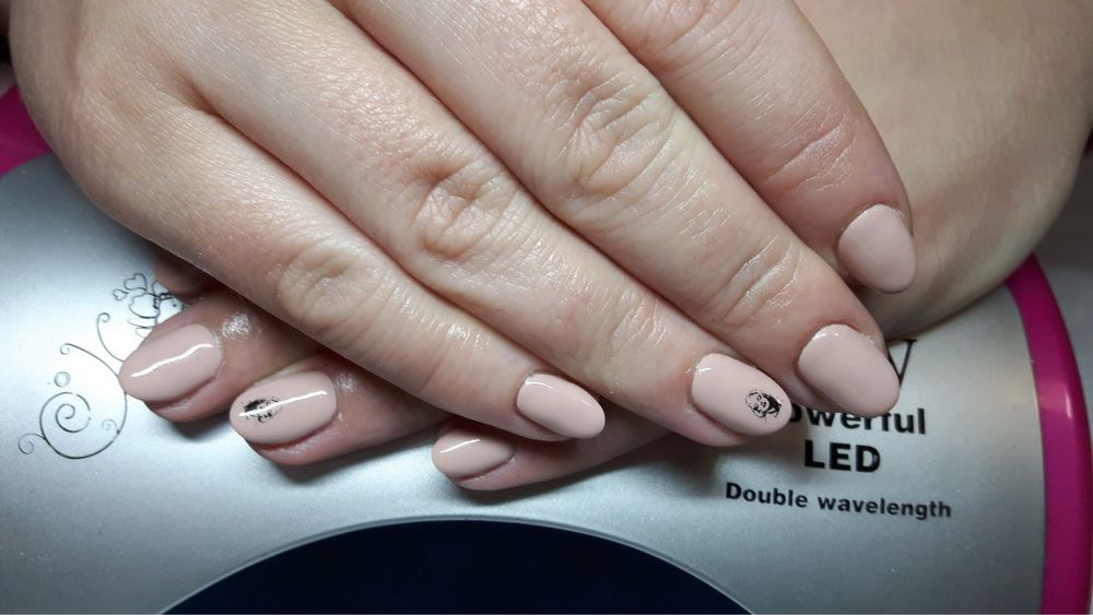 Manicure hybrydowy z dojazdem Trojmiasto